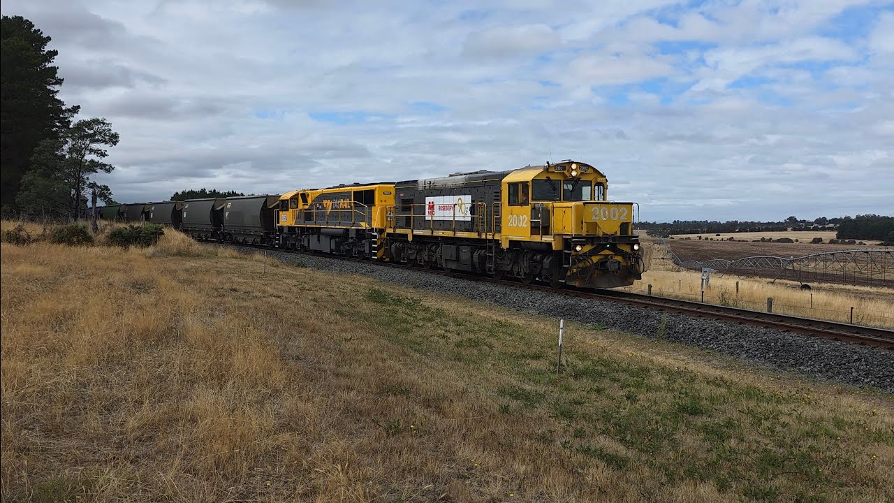 TasRail 2002 2052 #46 Coal train crossing Perth Mill Road