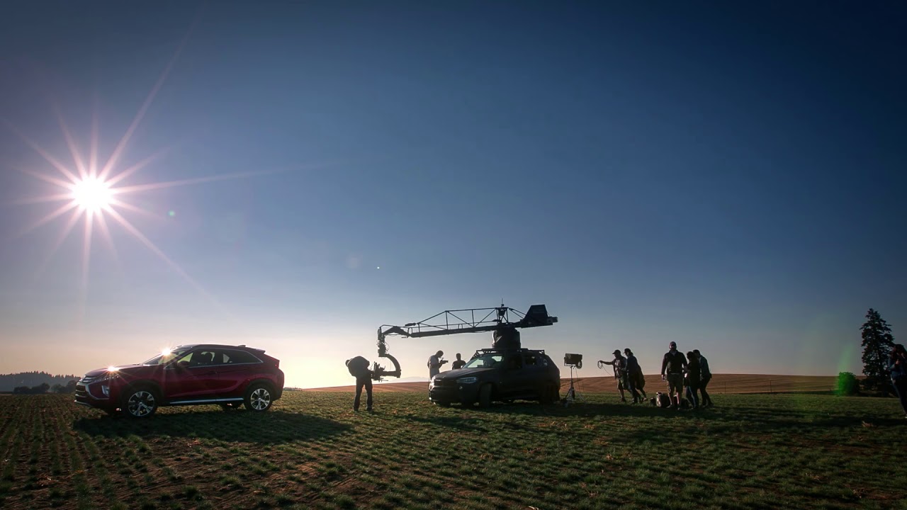 evolution 900 sxr 5w-40 2018 Mitsubishi Eclipse Cross - First Contact Behind-the-Scenes: Total Eclipse Time-lapse