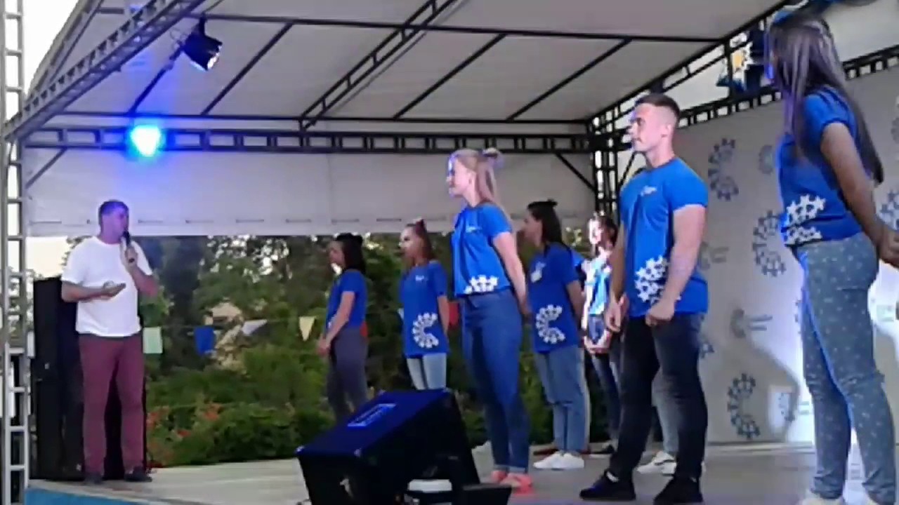 Танец вожатых