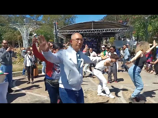 Soyosoy Di Dagem Igorot Public Dance | Amerikana Nakisayaw | Rose Garden Burnham Park