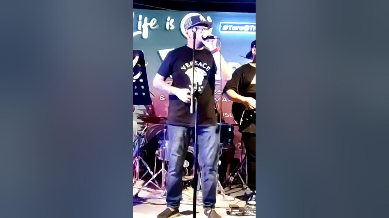 RED RED WINE #music #singingmusic #cover #covermusic #reggea RED RED WINE #music #singingmusic #cover #covermusic #reggea