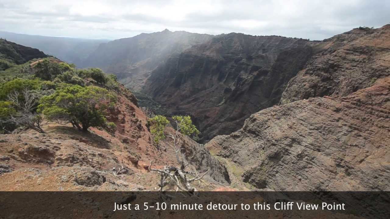hiking-the-cliff-trail-and-canyon-trail-in-waimea-canyon-kauai-hawaii