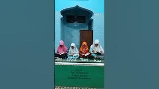 Santriwati TPA Al-Muniroh Soromintan