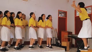 Keren*Dendang Dikideng*Vocal group Sma fx Ruteng*Kreativitas kls X11 IIS 2.