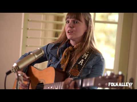 Folk Alley Sessions at 30A: Courtney Marie Andrews - "How Quickly Your Heart Mends"