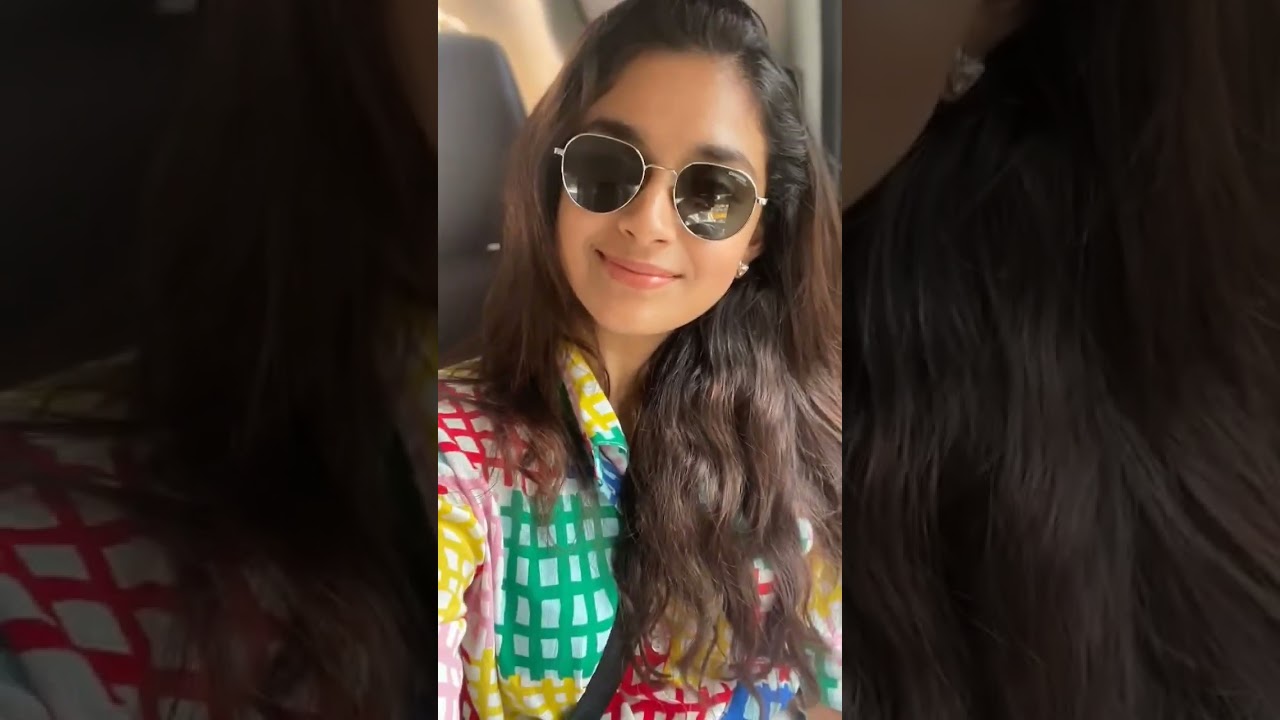 Keerthi Suresh Glamour's look vs Modern Look | Which one best? 