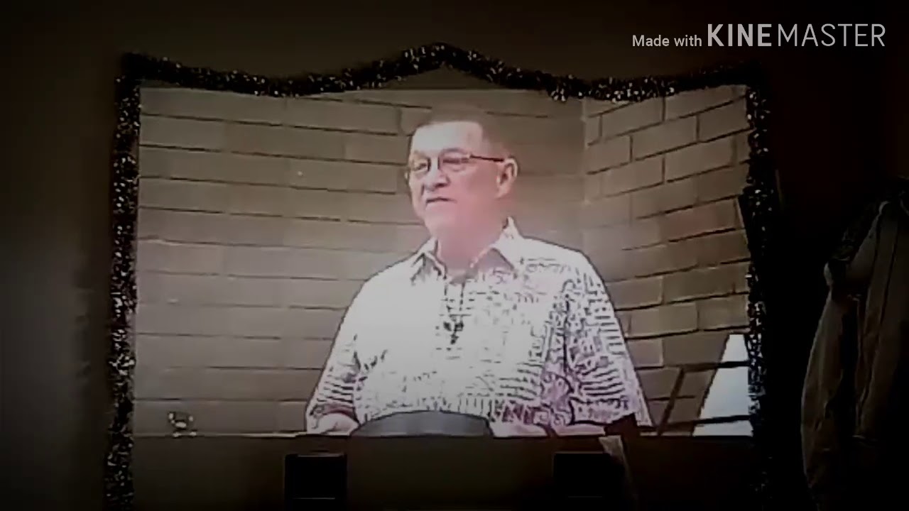 "All I Want for Christmas is Another Ukulele" ukulele cover kateandfleetukes YouTube