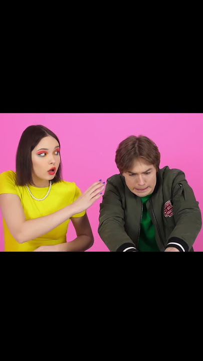 女孩用胶制作连衣裙 (Nǚhái yòng jiāo zhìzuò liányīqún)