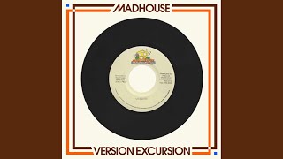 Heading To The Top Riddim instrumental