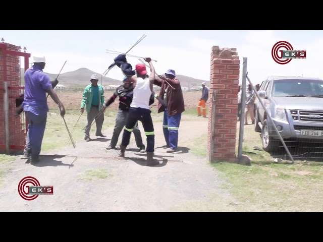 AFRIPICS - Two traditional Xhosa men stick fighting out in the open