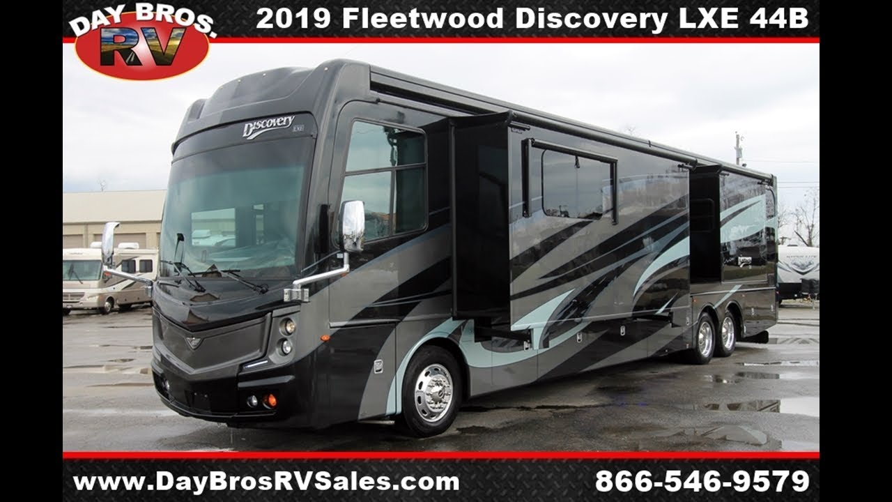 Дискавери автобусные. Автодом Fleetwood Discovery. Fleetwood Discovery LXE. Автобус Discovery Fleetwood. Fleetwood Discovery LXE — 28 млн.