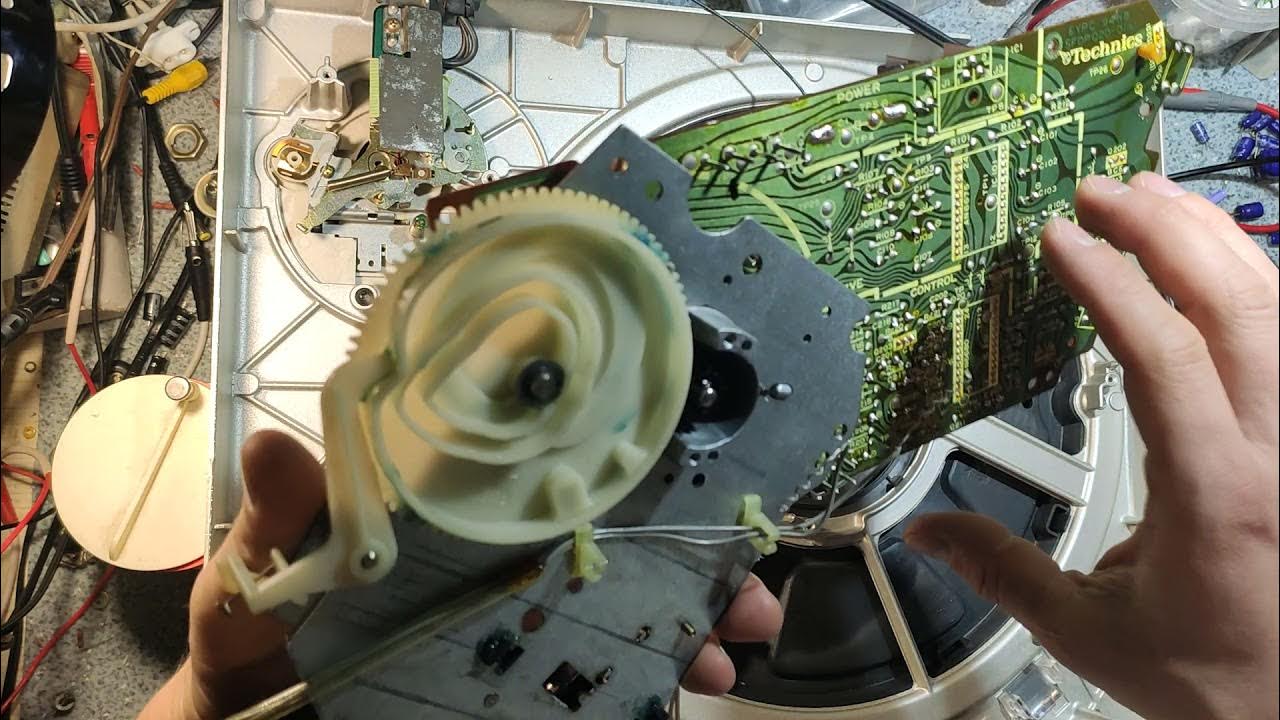 Technics q3. Technics sl-q3. technics sl-q33. ремонт проигрыватель техникс в3 не работает автостоп.