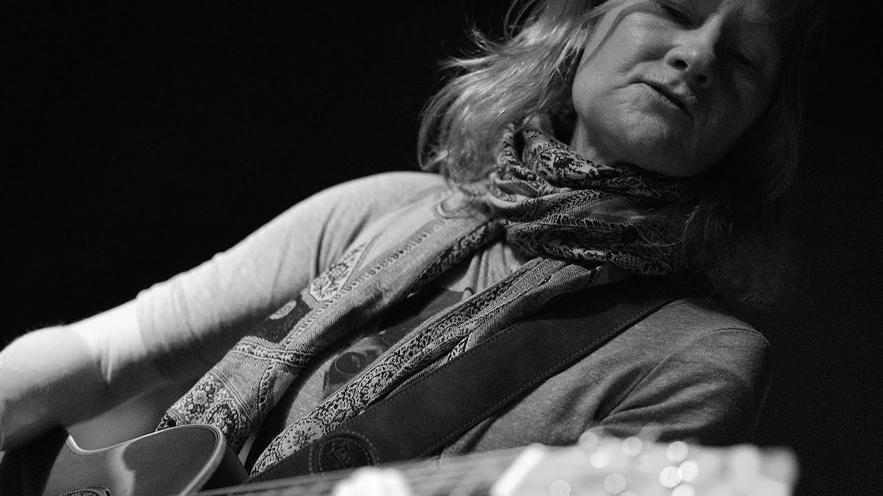 Laurie Harvey, Jennifer