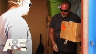 Celebrity Storage Wars: Darrell and Brandon's Five Dollar Locker (Season 5, Episode 20) | A&E Net Worth