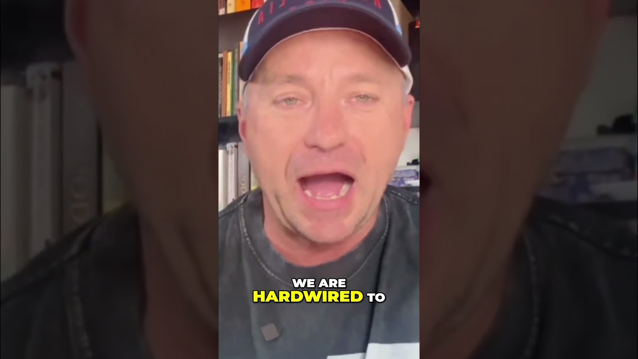 Англичанин сбрасывает бомбы. 