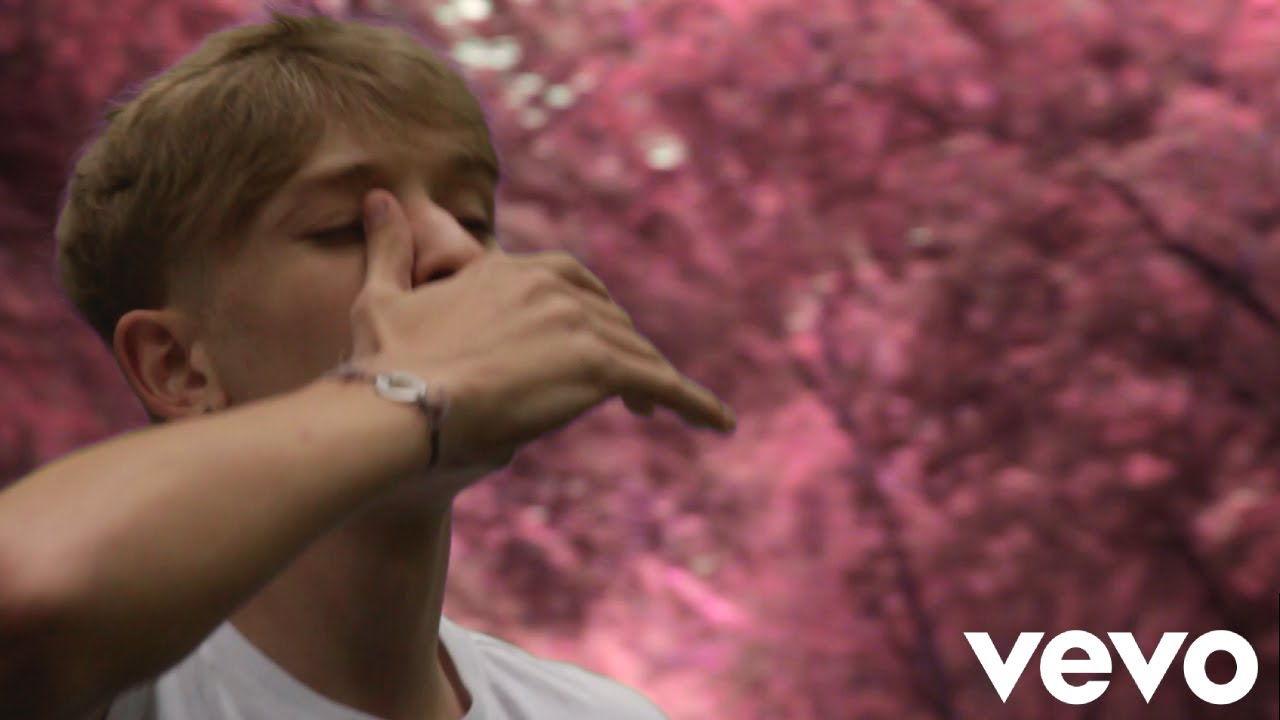 RINGTONE - Conmac (OFFICIAL MUSIC VIDEO)