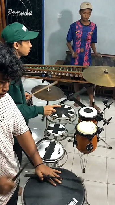 TIARA Angklung