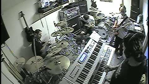 Medium Density Playing The Easy Way by Steve Morse