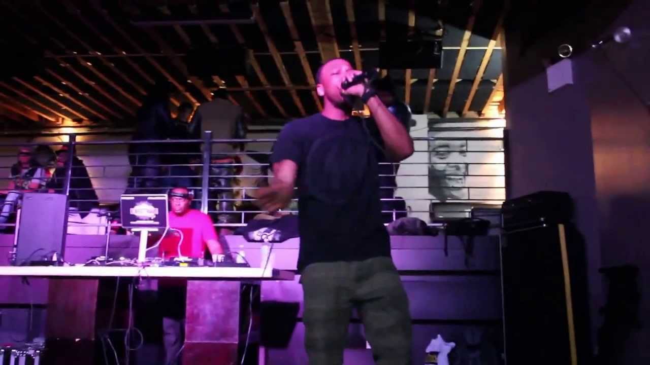 Berra performs @ SRBS X DROM Nightclub