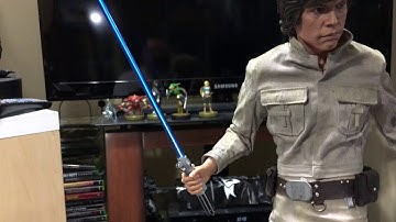 Star Wars Exclusive Luke Skywalker Bespin Version Premium Format Figure by Sideshow Collectibles