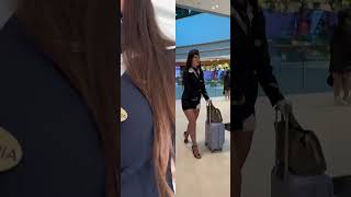 #flugbegleiterin #kabinenjobs #airportfashion #flugbegleiterin #kabinenpersonal