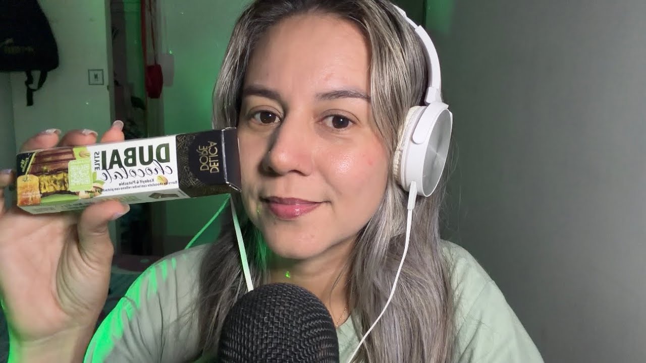 ASMR probando chocolate 🍫  DUBAI #mouthsounds 