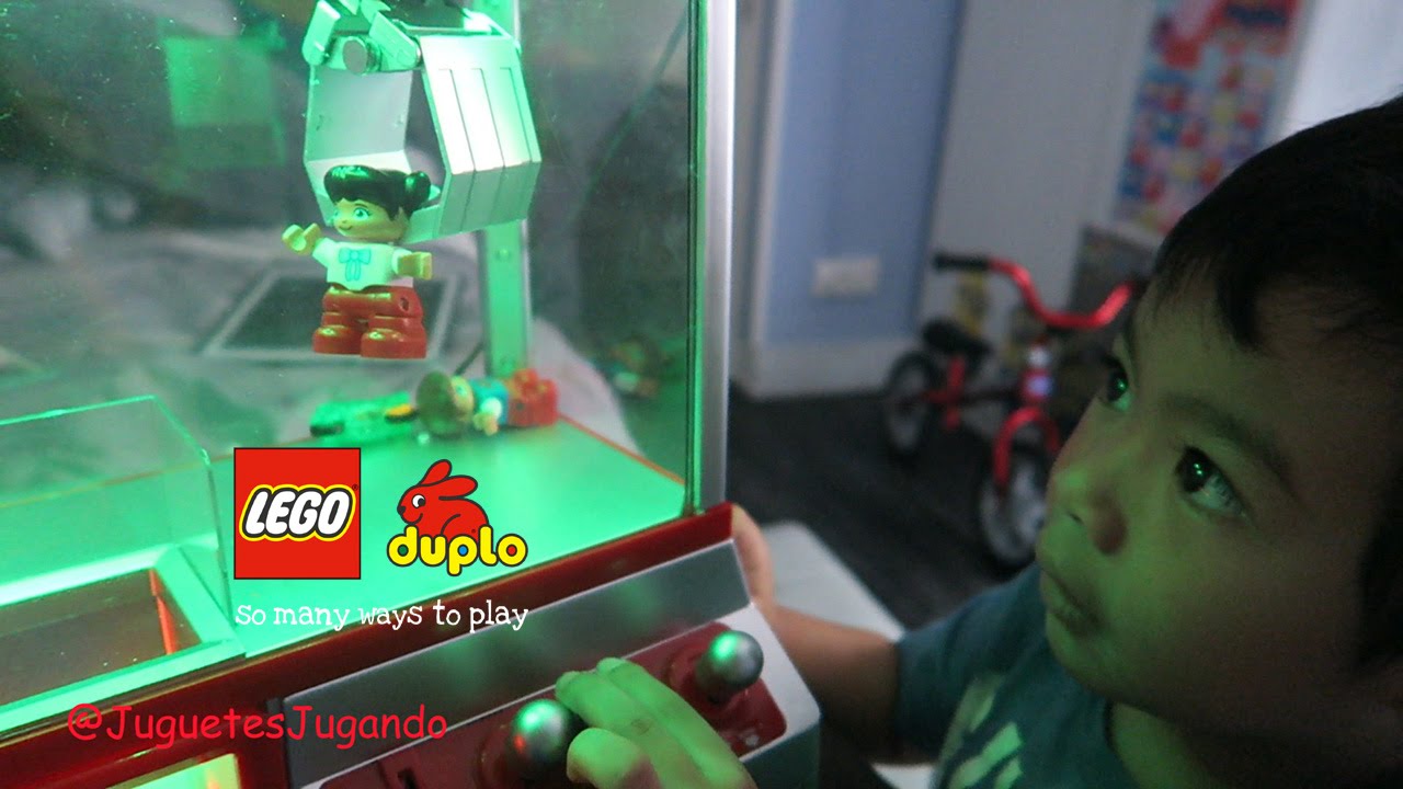 The Claw Machine with LEGO DUPLO Figures, watch how we enjoy!!!