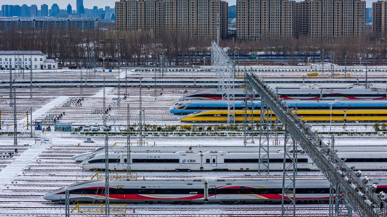 Xi Jinping calls for writing a new chapter in the story of China's miracle