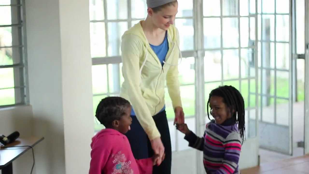 Volunteer Care Project Cape Town - Dance Class