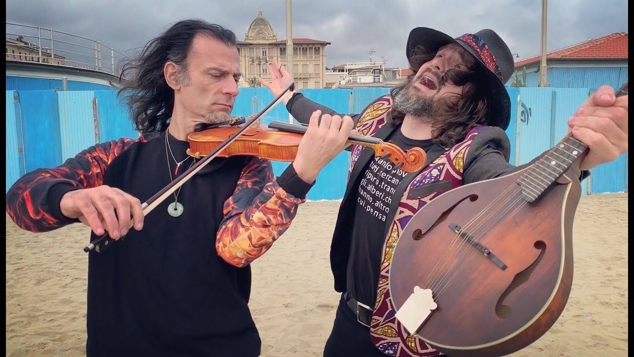 Balla balla - Luca Bassanese (official video)