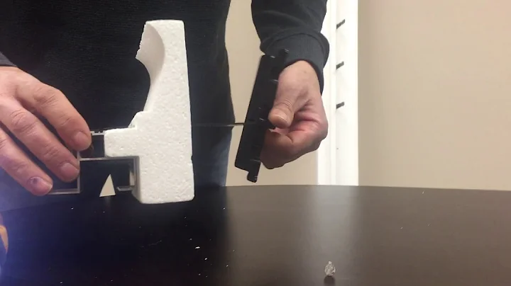 Modern Moulding - Universal Clip For A Fiberglass Pool With An Automatic Cover