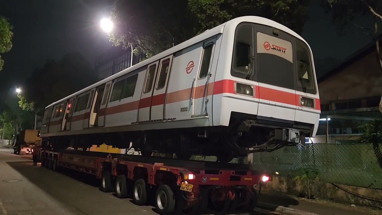 [SMRT Trains - Decommissioned/Scrapped farewell Sole OL SIE] C651 EMU222 at Toyotron