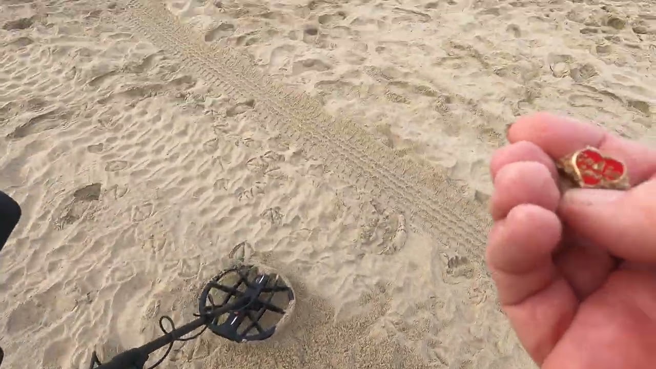 2 Rings metal detecting Huntington Beach California
