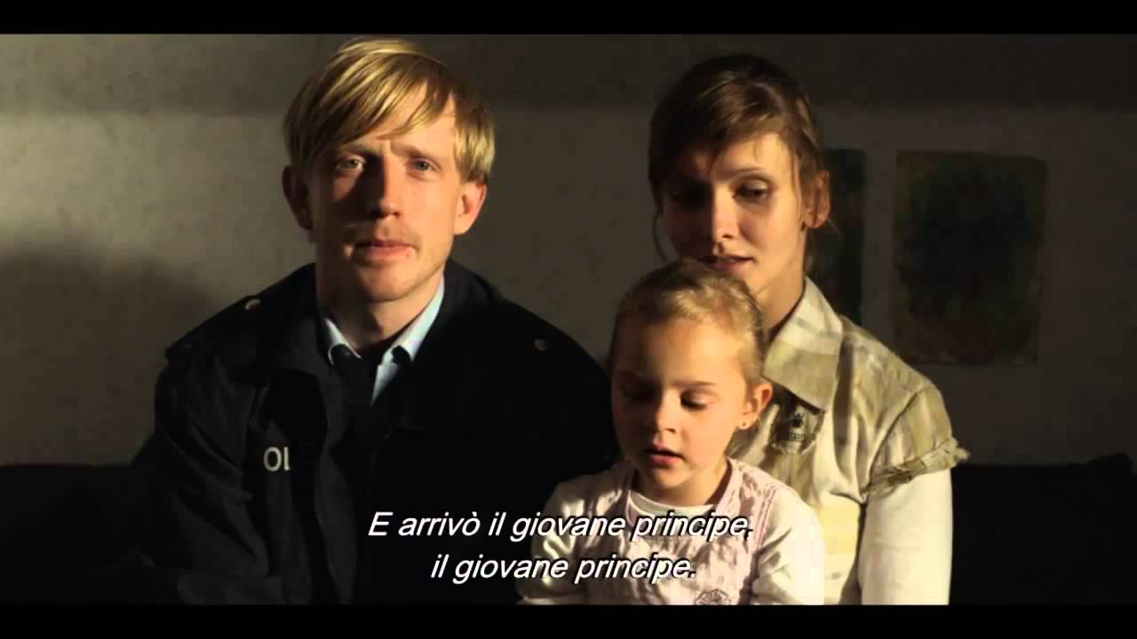 La moglie del poliziotto   Trailer ufficiale italiano   Al cinema dal 25 11  official trailer