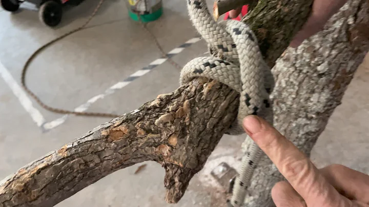 How to Tie a Clove Hitch for Limb Lowering