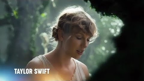 Taylor Swift takes the #ACMawards stage for the world premiere of her hit song "betty"