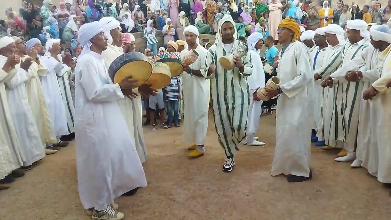 فولكلور قصر تاكوميت