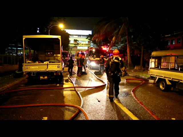 Fire along Kallang Way 6 September 2012 class=