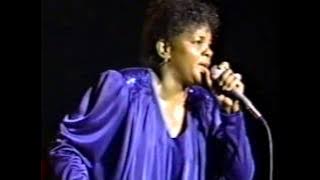 Shirly Caesar - Jesus, I Love Calling Your Name