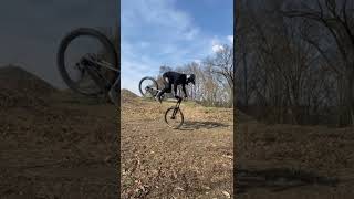 David Trummer showing his skills | Mondraker Summum