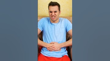 CHI HA FATTO LA CACCA SUL DIVANO?! #shorts