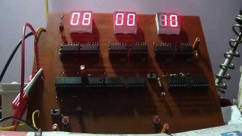 CD 4026 Digital Clock with HCF 4017