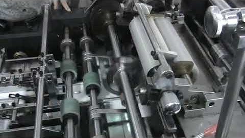 UTM382 M Fold Lens Envelope Nonwoven Pasting applicating Machine