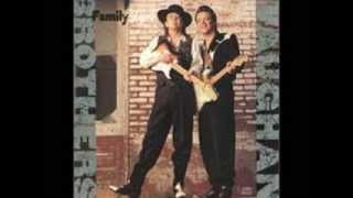 Video voorbeeld van "Stevie Ray & Jimmy Vaughan - Tick Tock (Family Style Sept.25, 1990)"