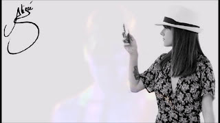 Обложка Alizée Les Collines Lyrics HD Скачать Alizée Les Collines Lyrics HD