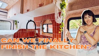 видео: Когда думаешь, что всё готово… а фургон говорит «нет» 😅 | Ремонт кухни, часть 2 картинка: Когда думаешь, что всё готово… а фургон говорит «нет» 😅 | Ремонт кухни, часть 2