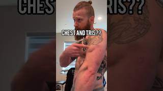 How to build chest and tris AT HOME #homeworkout #chestworkout #shorts #tutorial