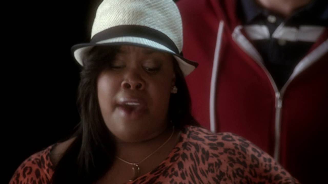 GLEE Full Performance of It's Not Right but It's Okay