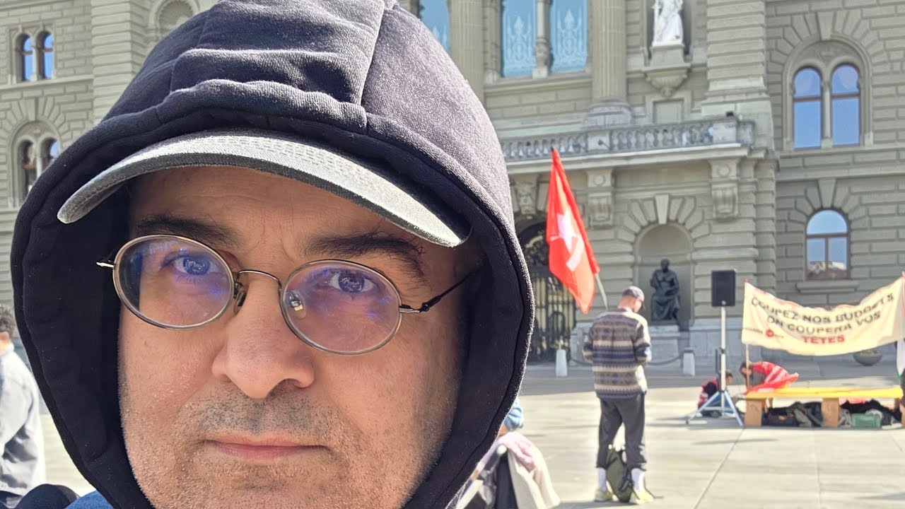 احتلال العقل.