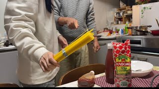 みんなでミートソース／We all made meat sauce .